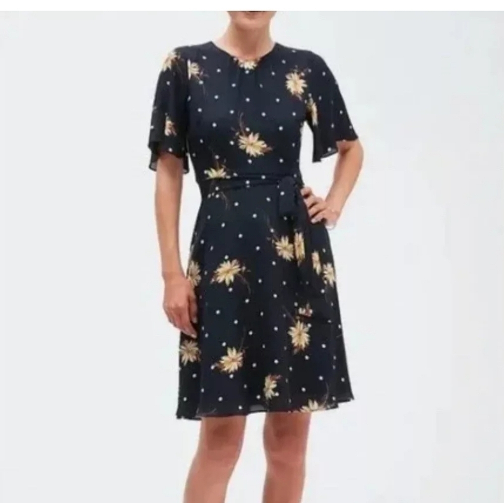 Navy/Floral belted Short Sleeve Zip up Banana Republic Women's size 4 Dress!!
